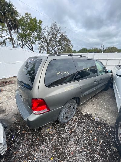 2005 Ford Freestar Location - Ford - Row 32 - Stock # H51713