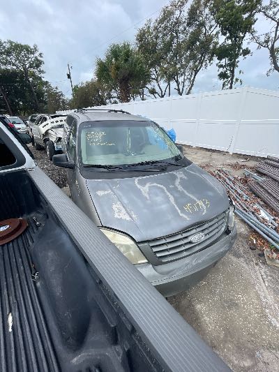 2005 Ford Freestar Location - Ford - Row 32 - Stock # H51713