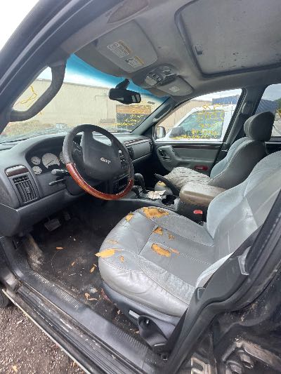 2003 Jeep Grand Cherokee Location - Chrysler - Row 43 - Stock # H51787