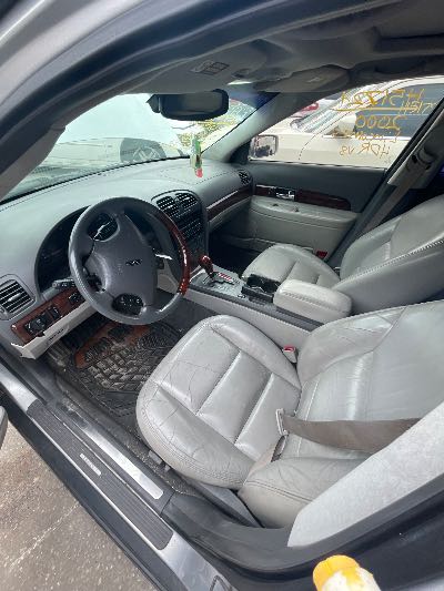 2000 Lincoln LS Location - Ford - Row 27 - Stock # H51724