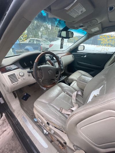 2006 Cadillac DTS Location - GM - Row 26 - Stock # H51777