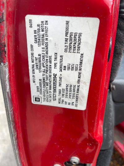 1999 GMC Sonoma Location - GM - Row 27 - Stock # H51811