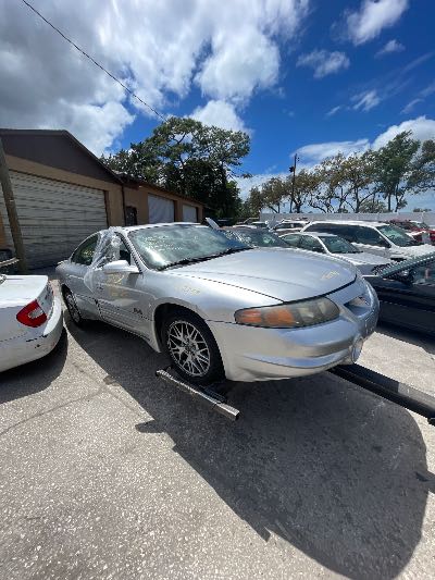 2001 Pontiac Bonneville Location - GM - Row 40 - Stock # H51737