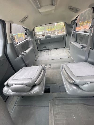 2005 Dodge Grand Caravan Location - Chrysler - Row 43 - Stock # H51818