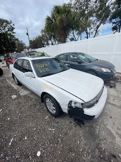 1989 Nissan Maxima Location - Imports - Row 3 - Stock # H51820