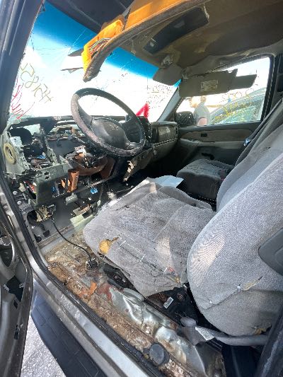 2002 Chevrolet Tahoe Location - Large Trucks & Vans - Row 22 - Stock # H51854