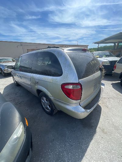 2007 Dodge Grand Caravan Location - Chrysler - Row 44 - Stock # H49276