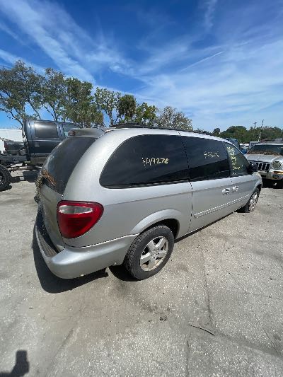 2007 Dodge Grand Caravan Location - Chrysler - Row 44 - Stock # H49276