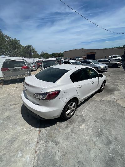 2011 Mazda MAZDA3 Location - Imports - Row 44 - Stock # H51873
