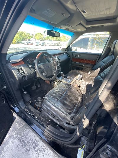 2009 Ford Flex Location - Ford - Row 33 - Stock # H51895