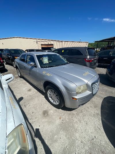 2010 Chrysler 300 Location - Chrysler - Row 44 - Stock # H51907