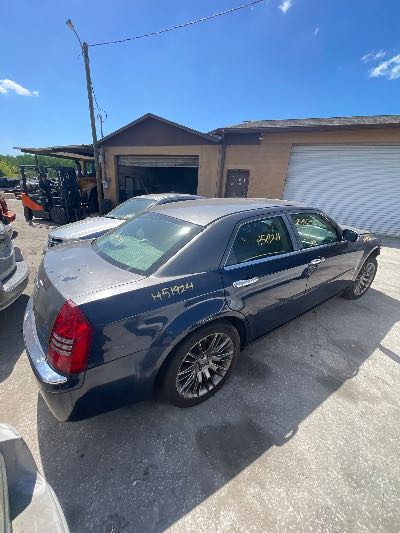 2006 Chrysler 300 Location - Chrysler - Row 44 - Stock # H51924