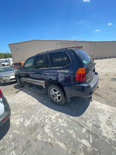 2007 GMC Envoy Location - GM - Row 27 - Stock # H51928