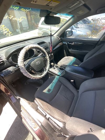 2011 Kia Sorento Location - Imports - Row 8 - Stock # H51940