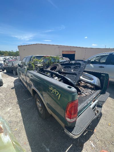 1999 Ford F-150 Location - Large Trucks & Vans - Row 24 - Stock # H51971