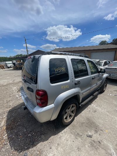 2006 Jeep Liberty Location - Chrysler - Row 45 - Stock # H51981