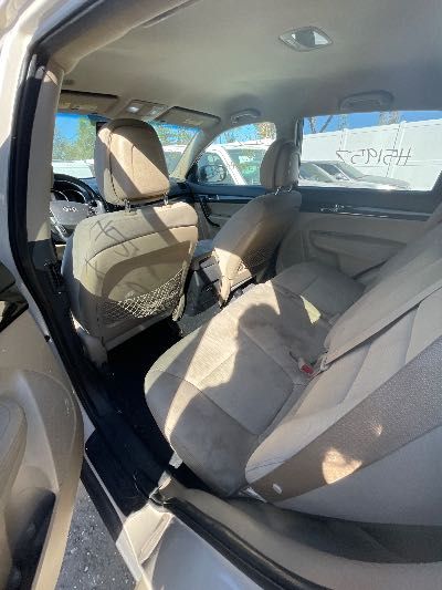 2011 Kia Sorento Location - Imports - Row 9 - Stock # H51957