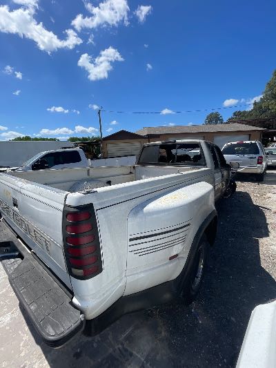 1997 Chevrolet C/K 3500 Location - Large Trucks & Vans - Row 24 - Stock # H51990
