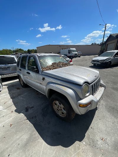2003 Jeep Liberty Location - Chrysler - Row 45 - Stock # H51992