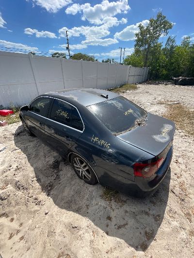 2006 Volkswagen Jetta Location - Imports - Row 15 - Stock # H51946