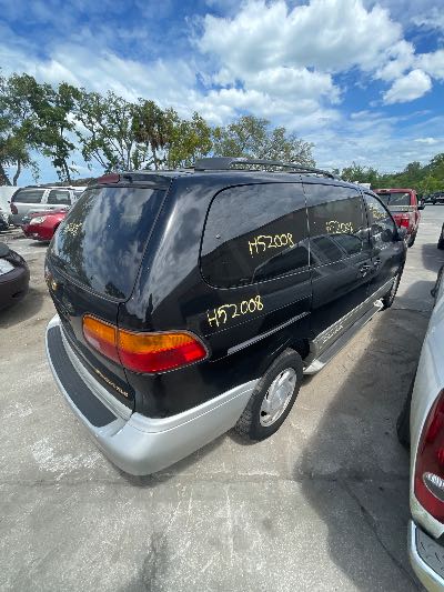 1998 Toyota Sienna Location - Imports - Row 10 - Stock # H52008