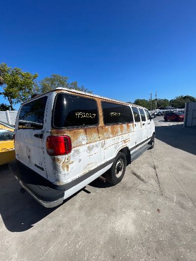 2002 Dodge Ram Wagon Location - Imports - Row 999 - Stock # H52027