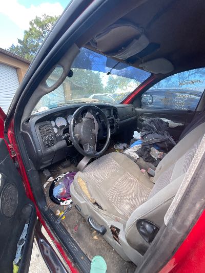 2005 Dodge Ram 1500 Location - Large Trucks & Vans - Row 25 - Stock # H52028