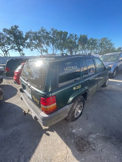 1997 Jeep Grand Cherokee Location - Chrysler - Row 45 - Stock # H52063
