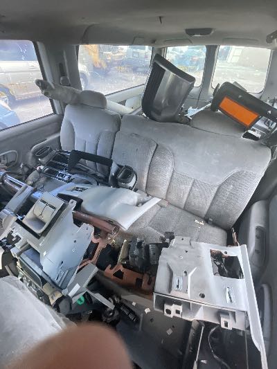 1999 Chevrolet Suburban Location - Large Trucks & Vans - Row 25 - Stock # H52090