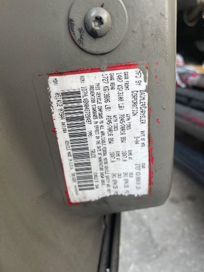 2004 Dodge Dakota Location - Large Trucks & Vans - Row 26 - Stock # H52068