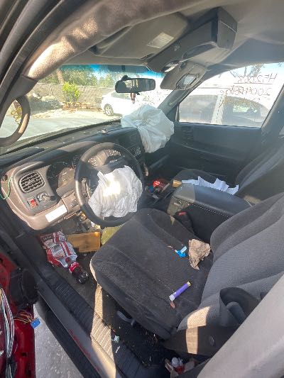 2004 Dodge Dakota Location - Large Trucks & Vans - Row 26 - Stock # H52068
