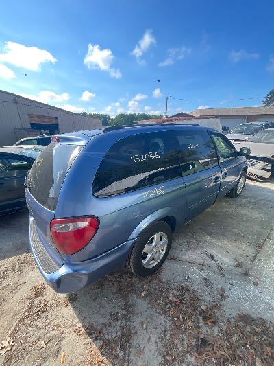2007 Dodge Grand Caravan Location - Chrysler - Row 46 - Stock # H52036