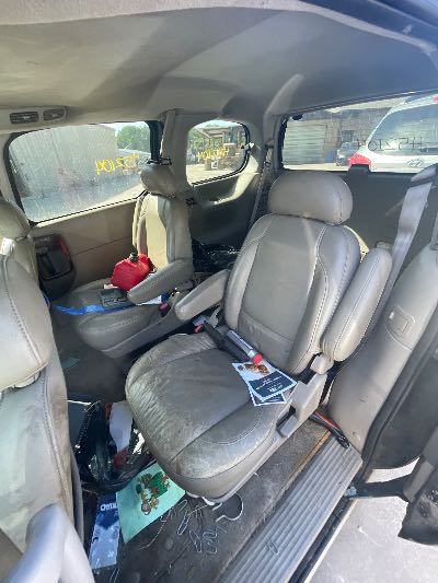 1999 Mercury Villager Location - Ford - Row 35 - Stock # H52104