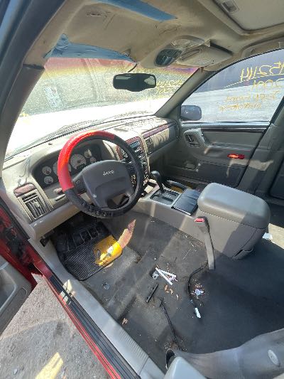 2001 Jeep Grand Cherokee Location - Chrysler - Row 46 - Stock # H52114