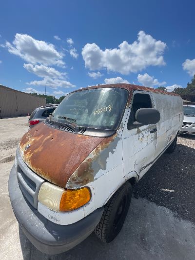 2001 Dodge Ram Van Location - Large Trucks & Vans - Row 25 - Stock # H52113
