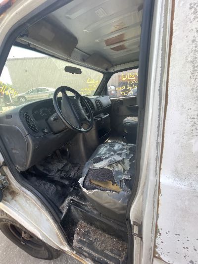 2001 Dodge Ram Van Location - Large Trucks & Vans - Row 25 - Stock # H52113