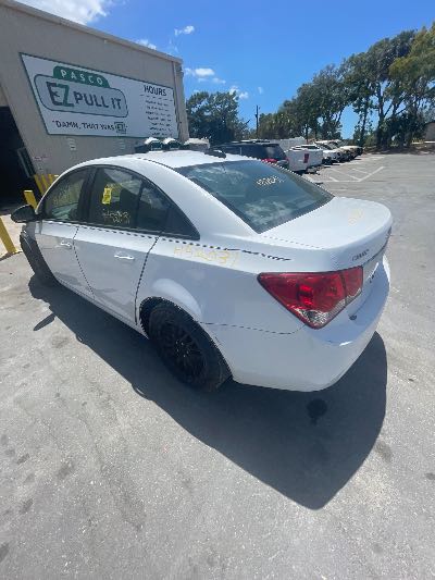 2016 Chevrolet Cruze Limited Location - GM - Row 29 - Stock # H52031