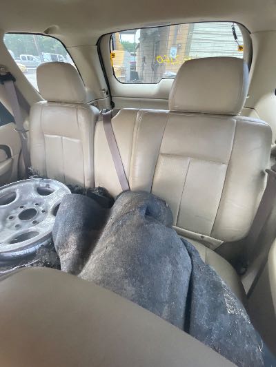 2004 Buick Rainier Location - GM - Row 31 - Stock # H52160