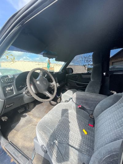 2000 Chevrolet S10 Pickup Location - GM - Row 31 - Stock # H52161