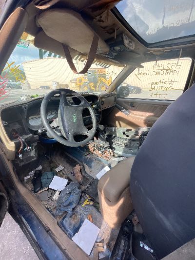 1998 GMC Jimmy Location - GM - Row 30 - Stock # H52144