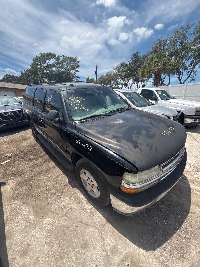 2004 Chevrolet Suburban Location - Large Trucks & Vans - Row 26 - Stock # H52193