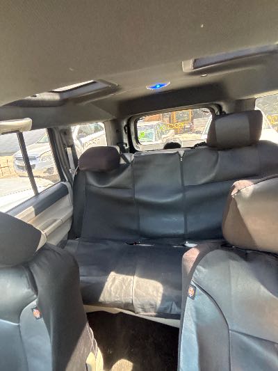 2006 Jeep Commander Location - Chrysler - Row 47 - Stock # H52201