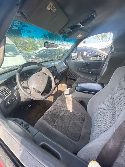 2002 Ford F-150 Location - Large Trucks & Vans - Row 26 - Stock # H52218