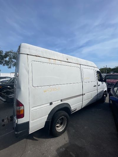 2005 Dodge Sprinter Van Location - Large Trucks & Vans - Row 26 - Stock # H52220