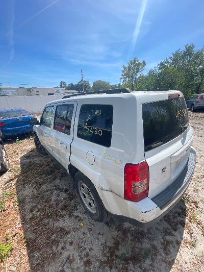 2014 Jeep Patriot Location - Chrysler - Row 38 - Stock # H52130