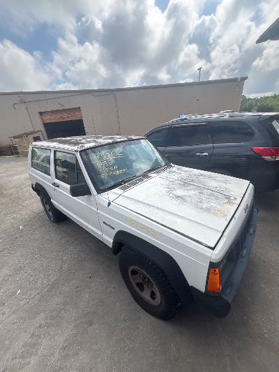 1996 Jeep Cherokee Location - Chrysler - Row 38 - Stock # H52252