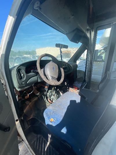 2008 Ford Econoline Location - Large Trucks & Vans - Row 28 - Stock # H52250