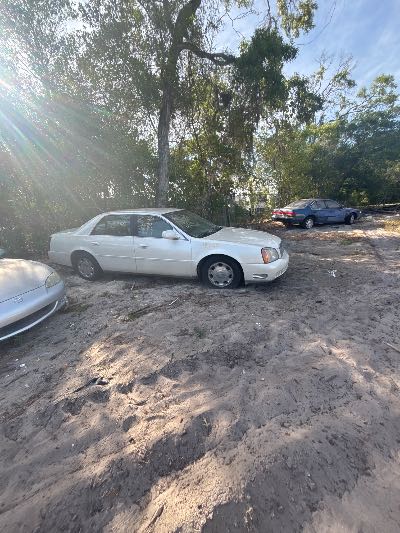2000 Cadillac Deville Location - GM - Row 33 - Stock # H52264