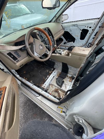 2006 Cadillac STS Location - GM - Row 33 - Stock # H52233