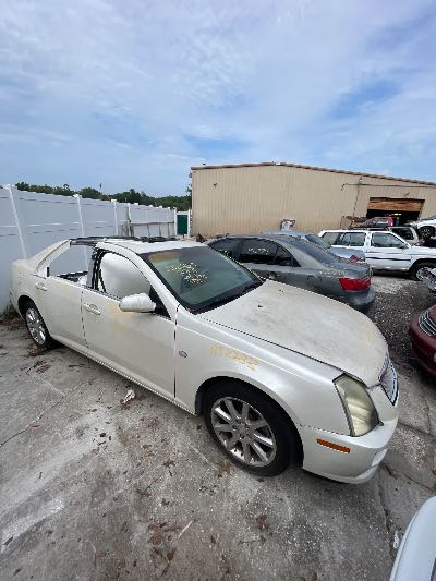 2006 Cadillac STS Location - GM - Row 33 - Stock # H52233